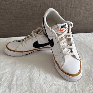 Nike Court Legacy Youth 5Y White Black Gum Sneakers Womens 6.5 DA5380-102